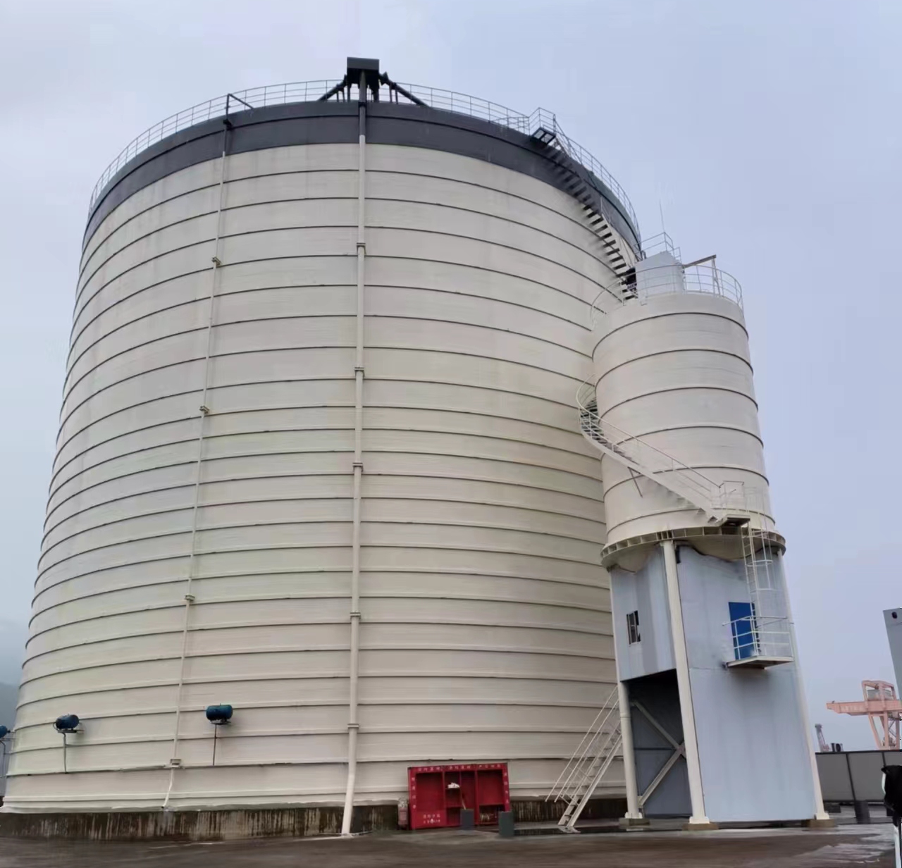 云龙10万吨水泥钢板库